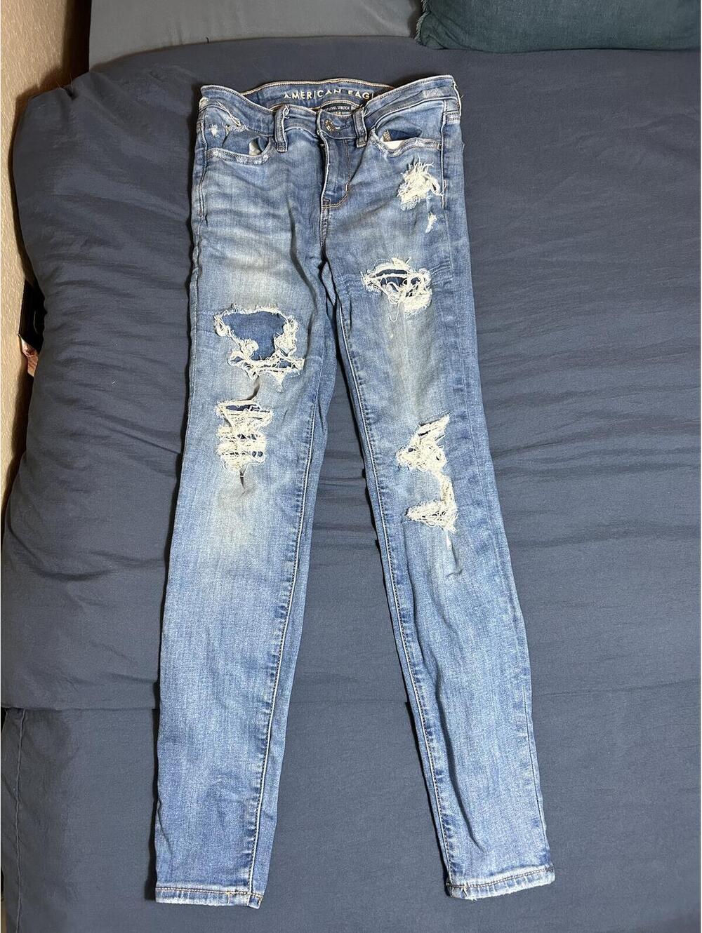 American Eagle Next Level Stretch Distressed Skinny Jeans Women’s Size Double 00